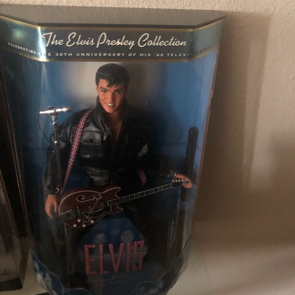 Doll - Picture 8 of 8